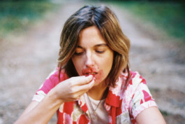 CAROLINE VINCENT